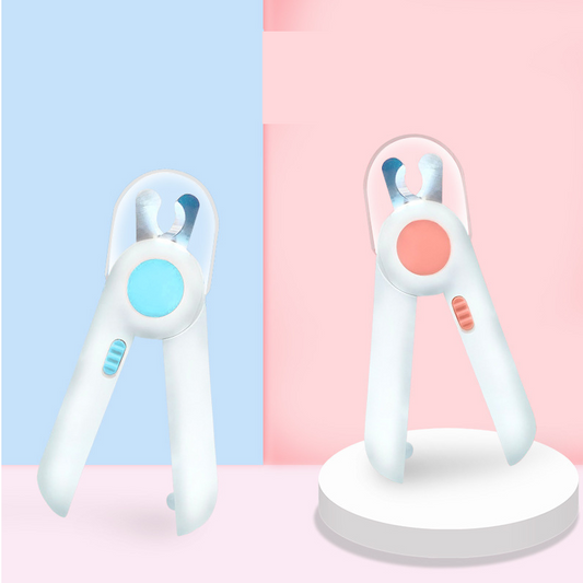 🐱✨ 50% OFF! ✋Lightweight LED Clipper – Comfort grip, easy to use.